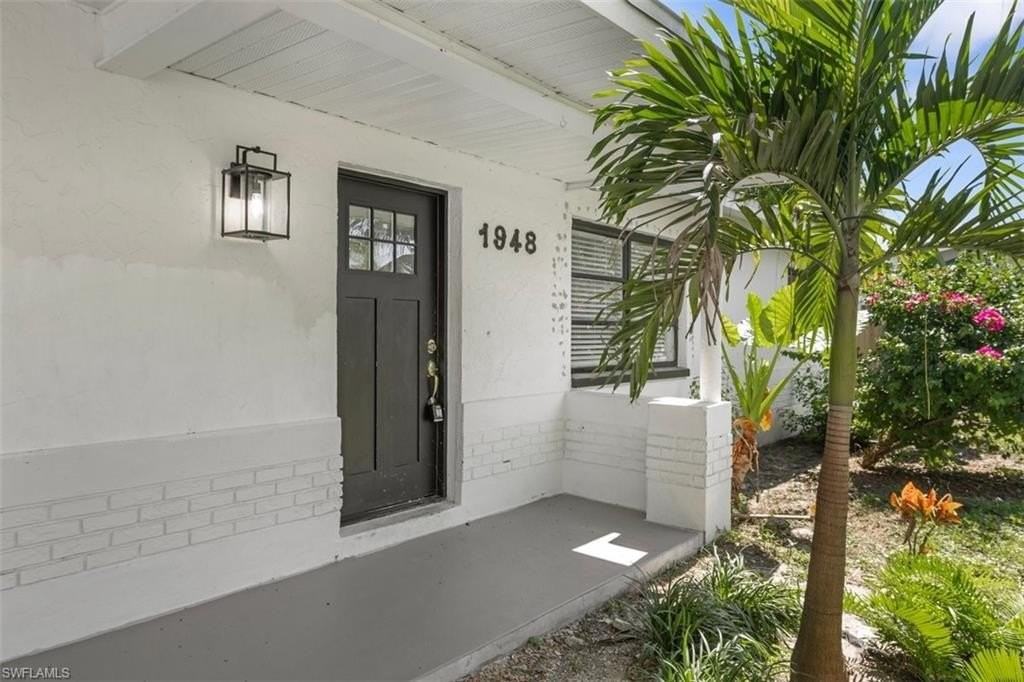 1948 46th St Sw - Photo 3 of 31