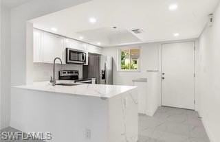 1018 Manatee Rd Apt E107 #E107 - Photo 3 of 15