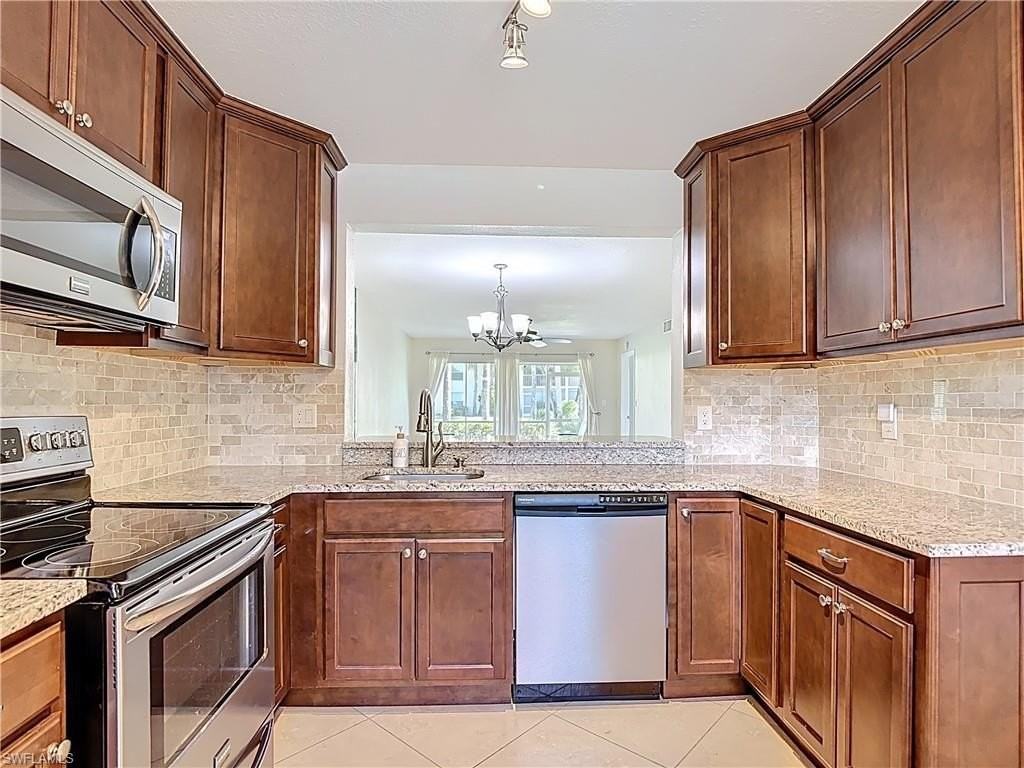 729 Landover Ct Apt 102 #102 - Photo 3 of 26