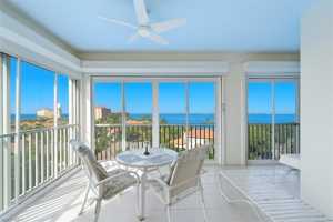 featured image of 14819 Laguna Dr Apt 501 #501