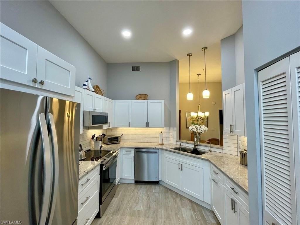 2671 Citrus Lake Dr #E303 - Photo 4 of 25