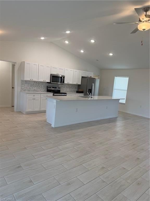 1218 Ne 18th Pl - Photo 3 of 14