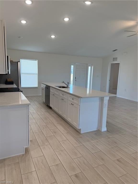 1218 Ne 18th Pl - Photo 4 of 14