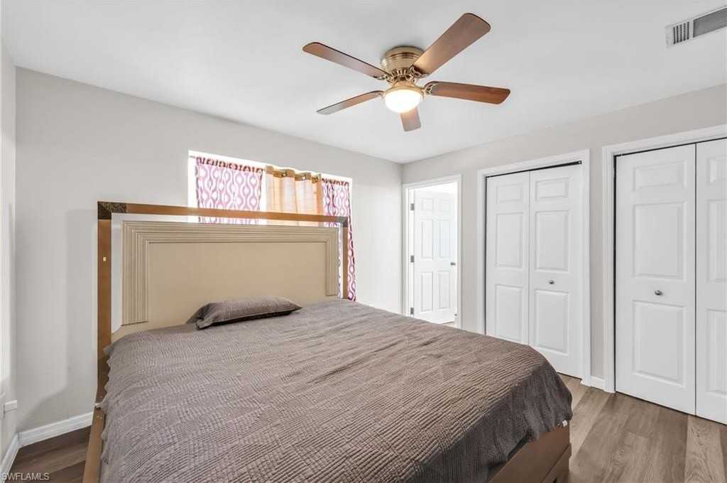 4015 16th Ave Se - Photo 6 of 22