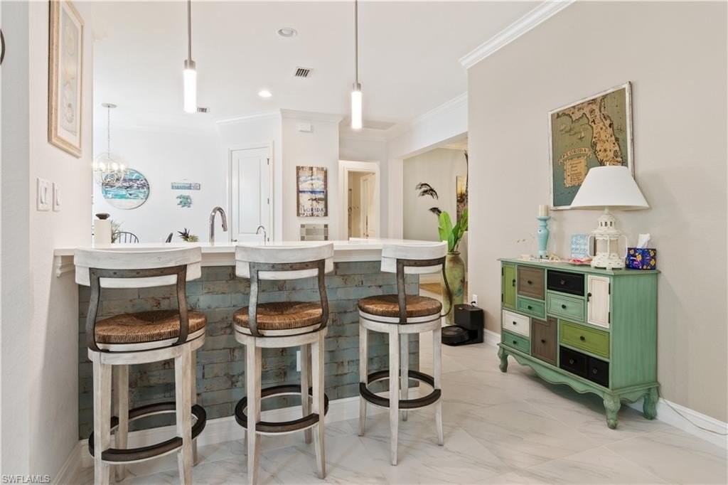 6604 Roma Way - Photo 4 of 21