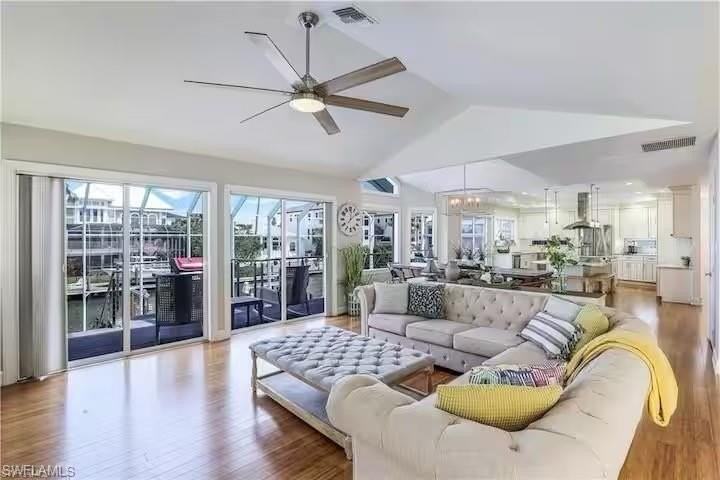 437 Trade Winds Ave - Photo 2 of 17