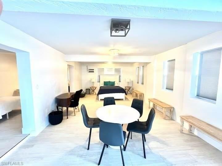 437 Trade Winds Ave - Photo 7 of 17