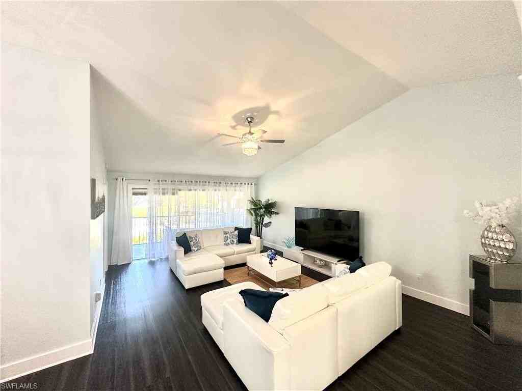 9828 Luna Cir Unit H203 #H203 - Photo 4 of 28