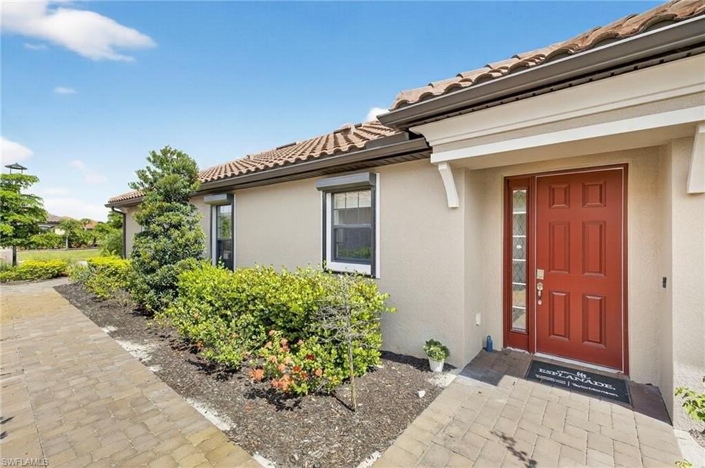 15215 Tolmino St - Photo 4 of 35