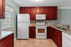 featured image of 829 W Elkcam Cir Unit 2-208 #2-208