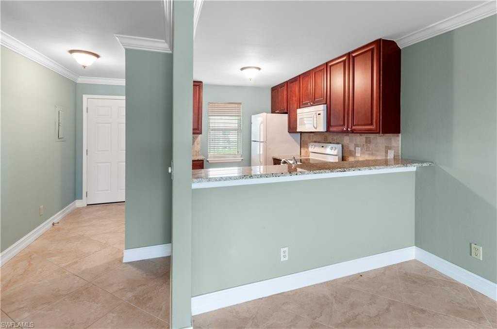 829 W Elkcam Cir Unit 2-208 #2-208 - Photo 3 of 27