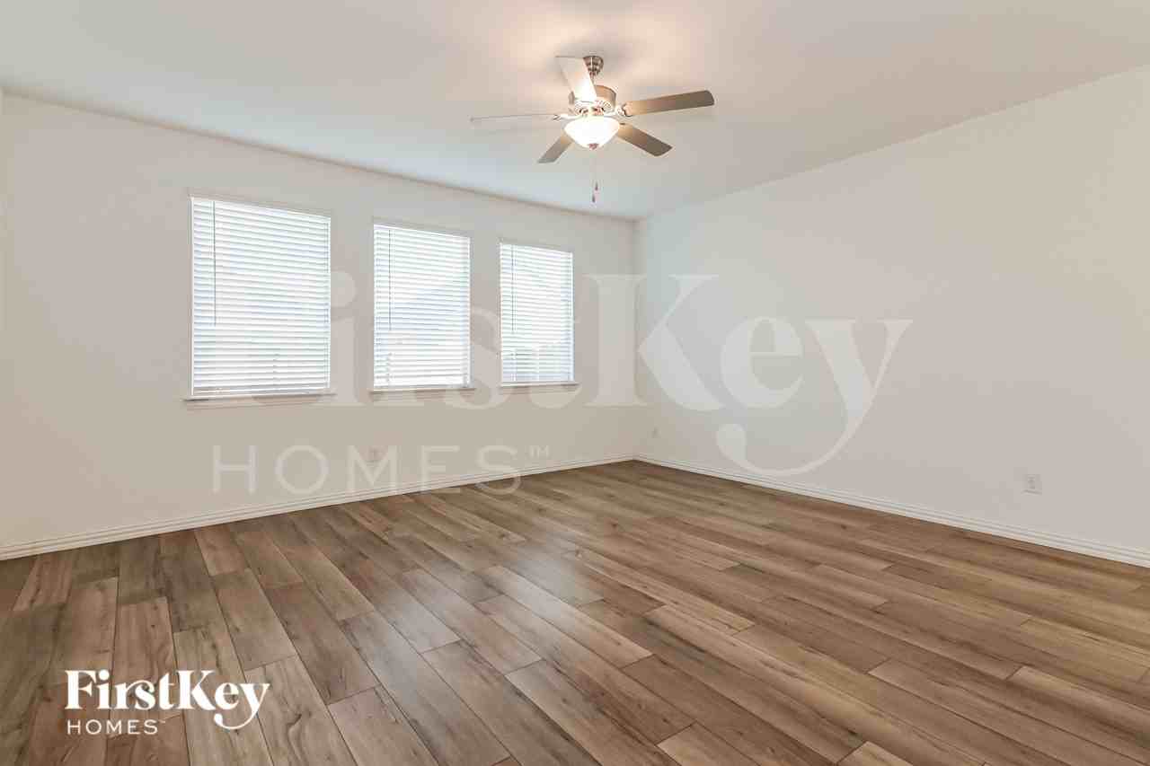 206 Autumn Sage Ln - Photo 2 of 19