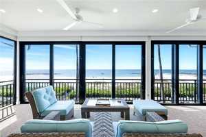 featured image of 2211 Gulf Shore Blvd N Apt C4 #C4