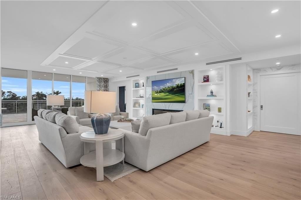 13945 Old Coast Rd Unit 301 #301 - Photo 5 of 30