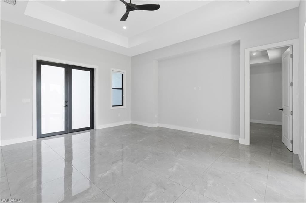 2740 35th Ave Ne - Photo 5 of 36