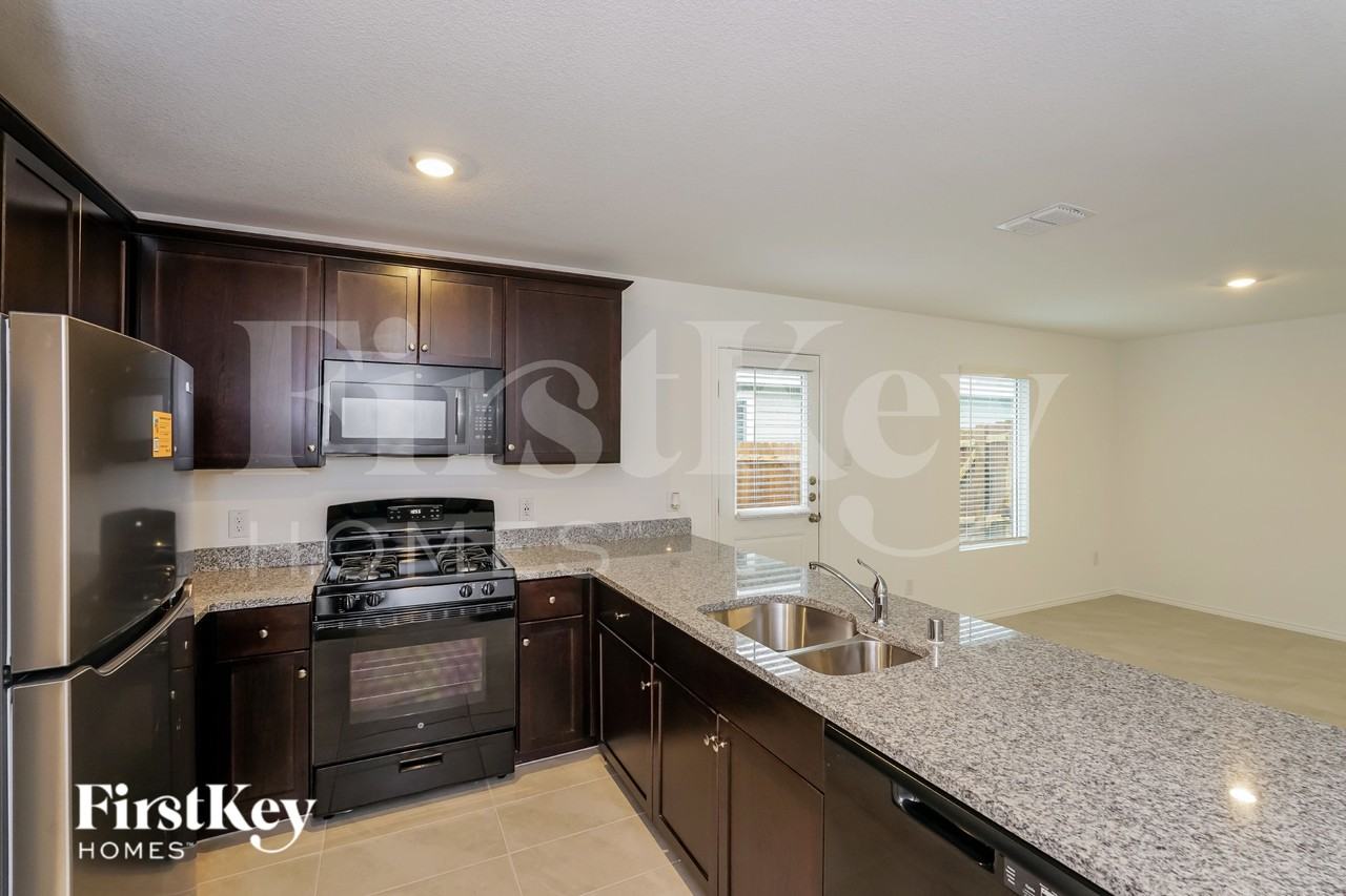 6503 Cannonade Dr - Photo 7 of 16