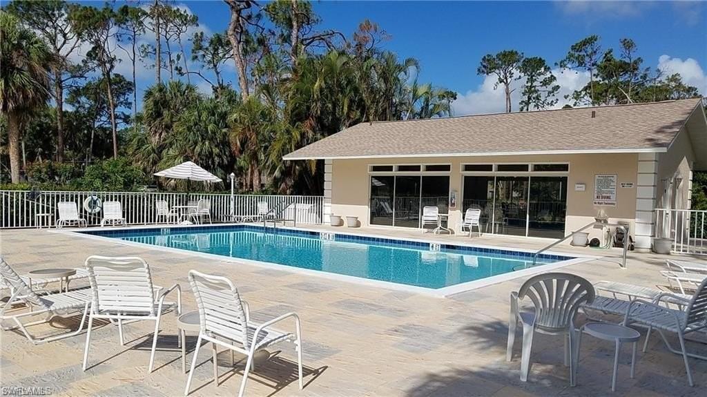 220 Timber Lake Cir Apt B204 #B204 - Photo 3 of 14