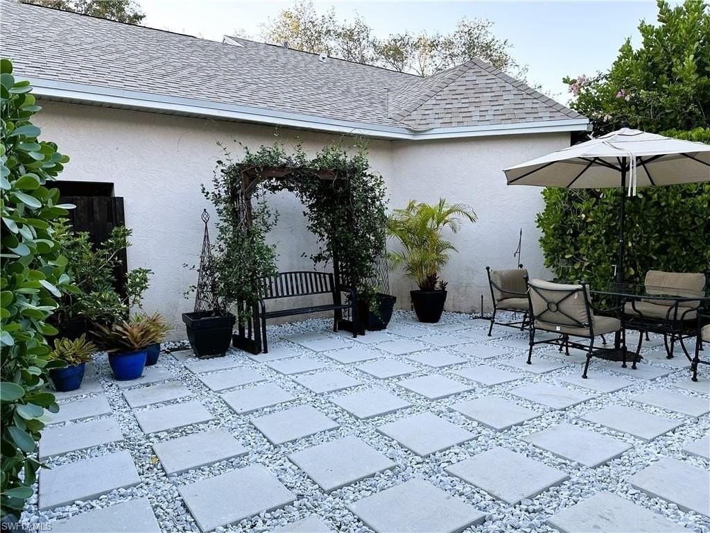 7710 Ahoy Ave - Photo 3 of 21