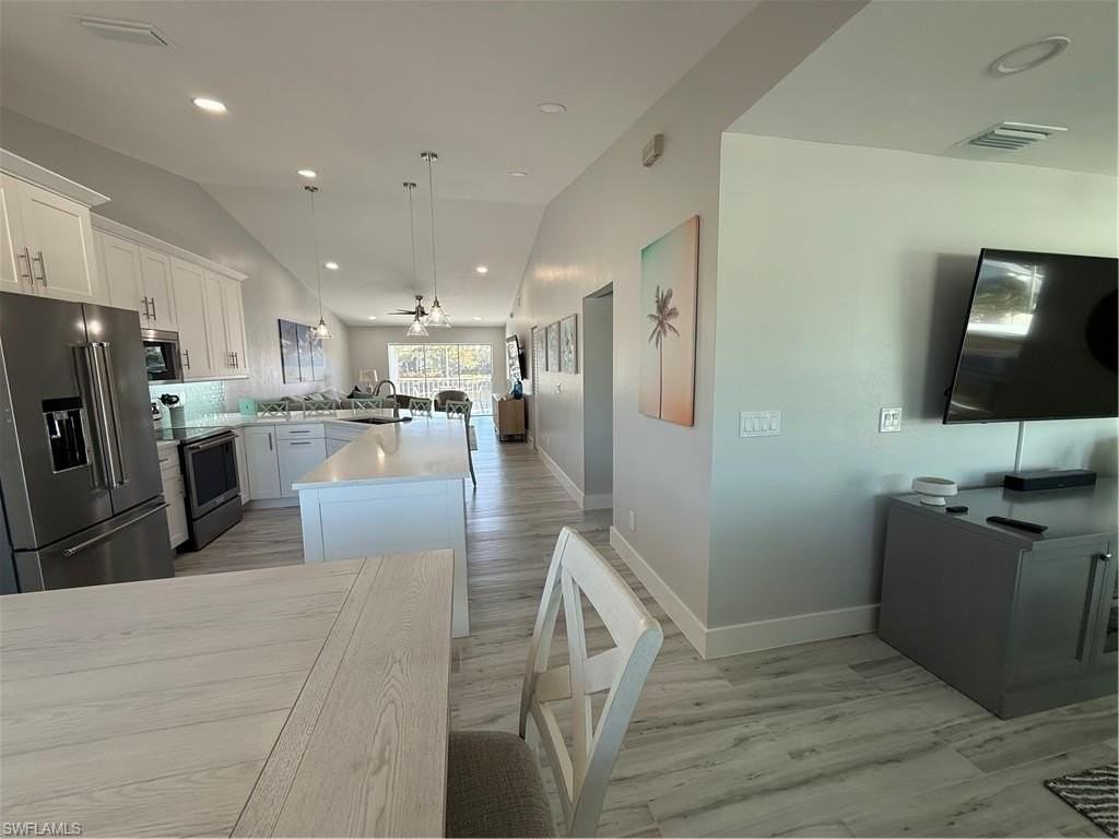 834 Gulf Pavilion Dr Apt 204 #204 - Photo 7 of 36