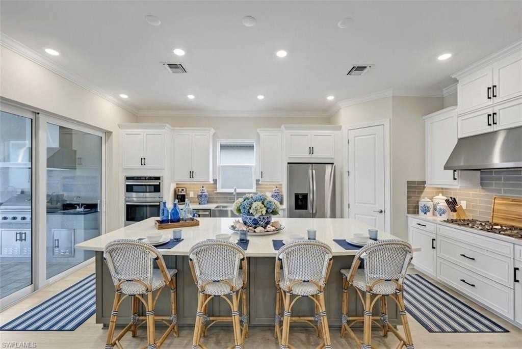 15804 Derna St - Photo 5 of 22