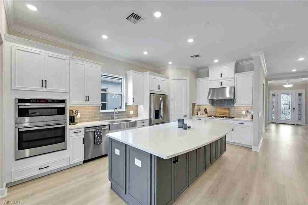 15804 Derna St - Photo 7 of 22