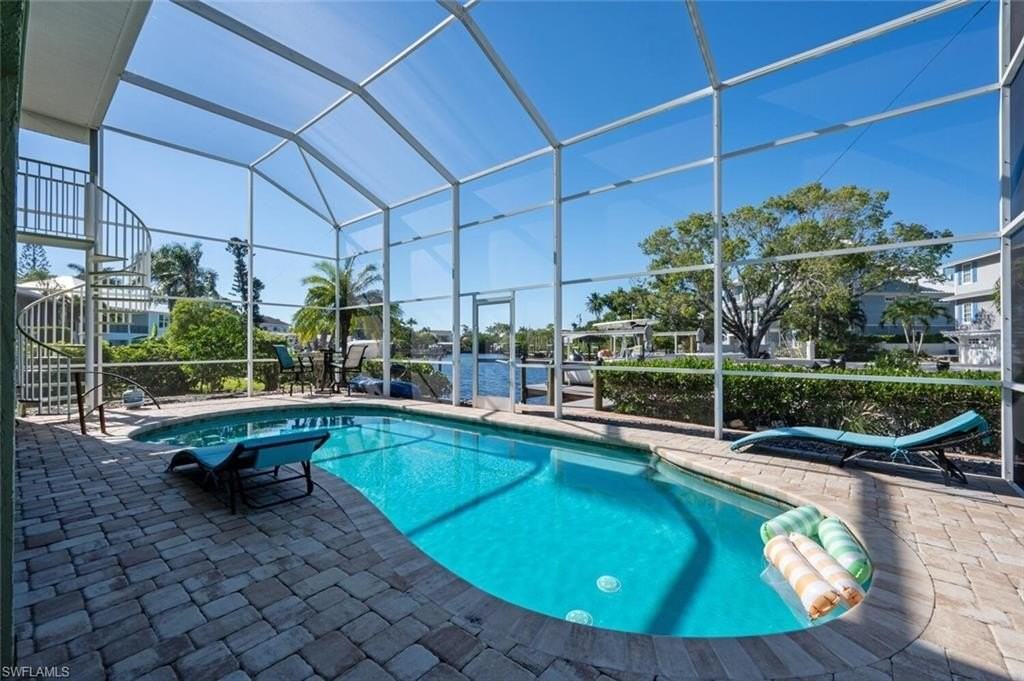 3858 Riviera Cir - Photo 6 of 43