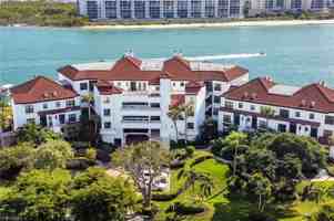 featured image of 305 La Peninsula Blvd Unit 305 #305