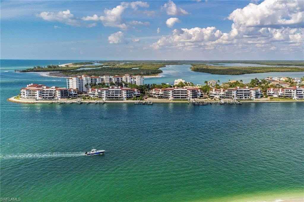 305 La Peninsula Blvd Unit 305 #305 - Photo 5 of 23