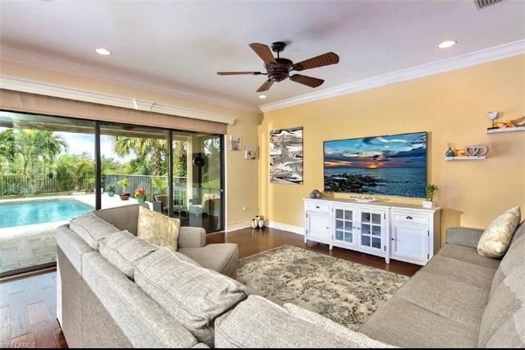 3402 Tigris Ln - Photo 7 of 50