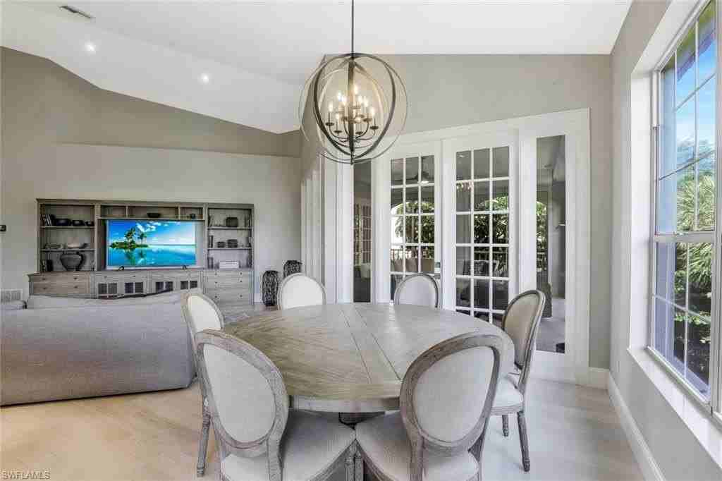 107 Colonade Cir Unit 103 #103 - Photo 7 of 26