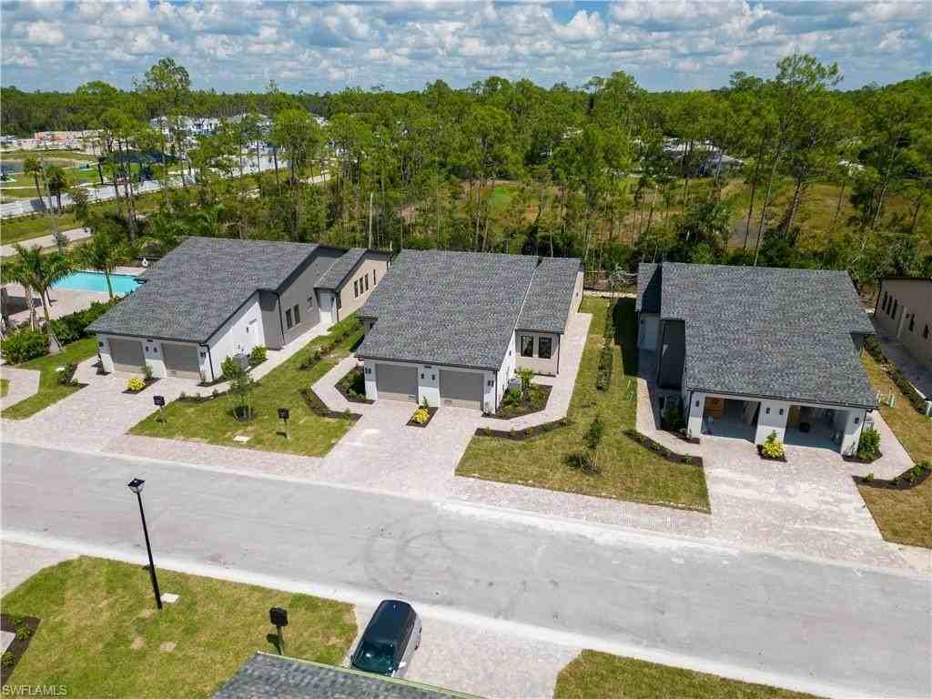 5826 Jasper Way Unit 101 #101 - Photo 6 of 41