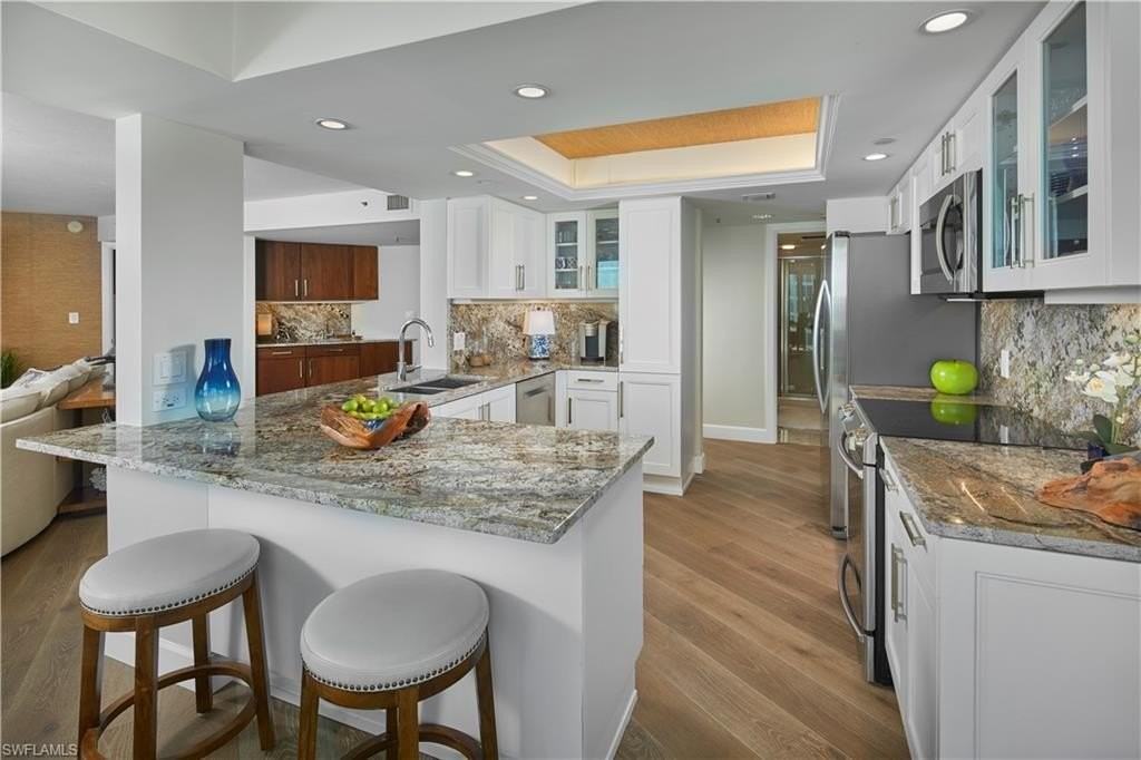 4651 Gulf Shore Blvd N Apt 901 #901 - Photo 6 of 23