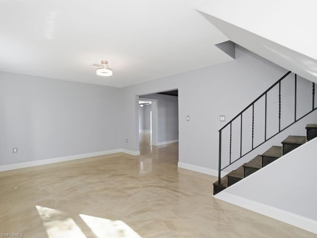 4920 Shady River Ln - Photo 6 of 50