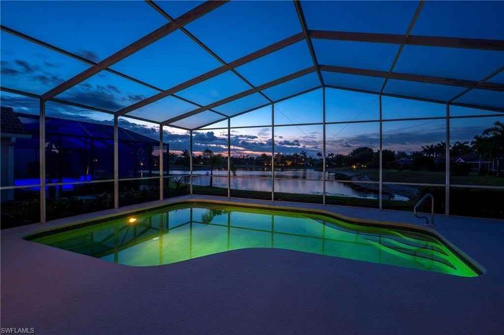 1526 Vintage Ln - Photo 5 of 45