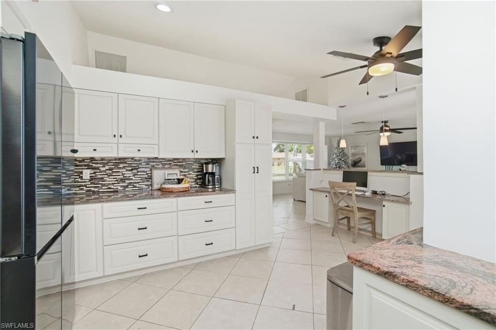 560 Cypress Way E - Photo 6 of 20