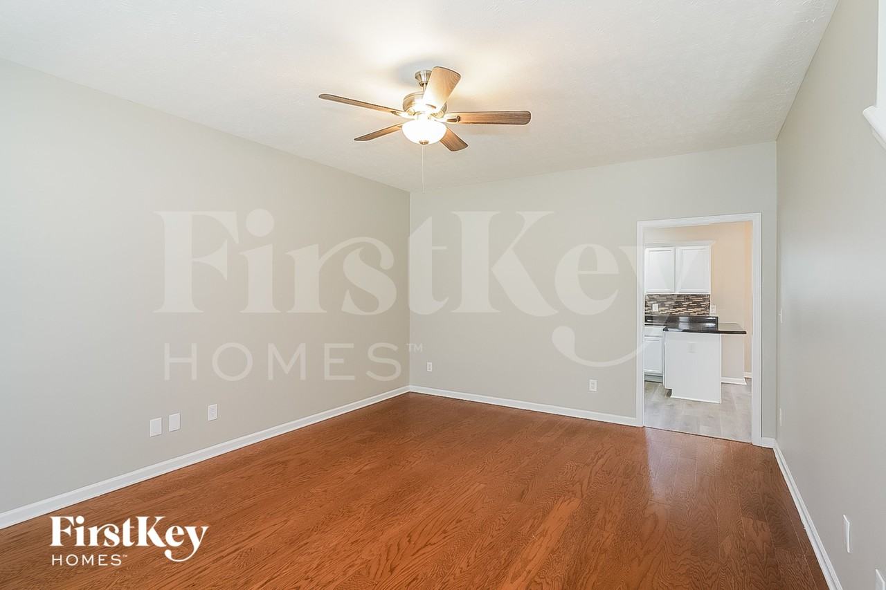 844 Cherry Blossom Ln - Photo 2 of 15