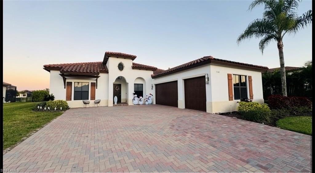 5340 Allen Pl - Photo 2 of 35