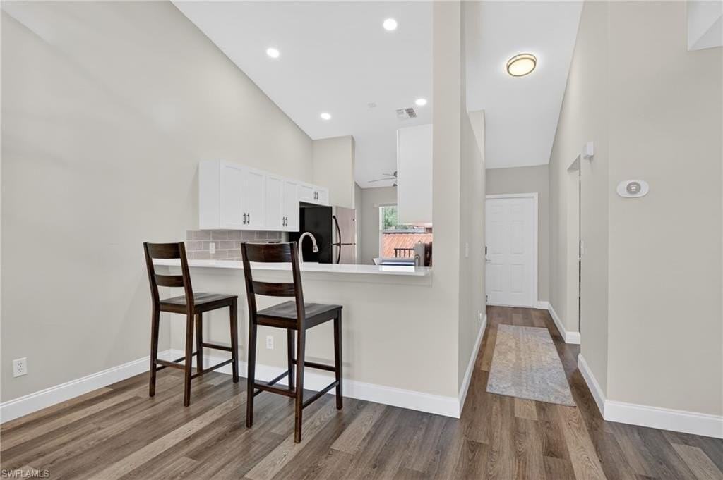 209 Robin Hood Cir Unit 201 #201 - Photo 6 of 29