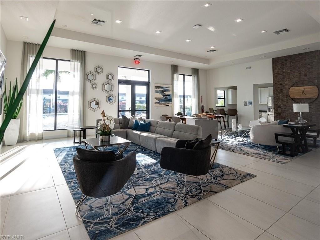 7592 Morgan Way - Photo 7 of 34