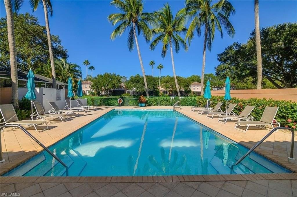 5549 Cove Cir #79 - Photo 3 of 23