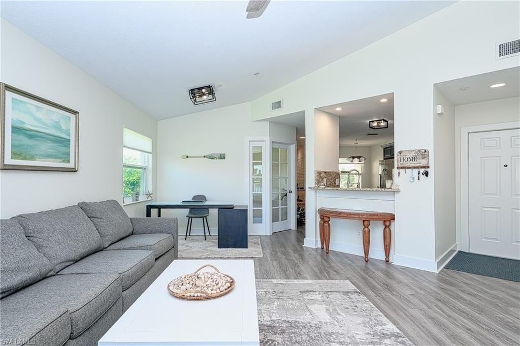 2408 Millcreek Ln Apt 204 #204 - Photo 7 of 33