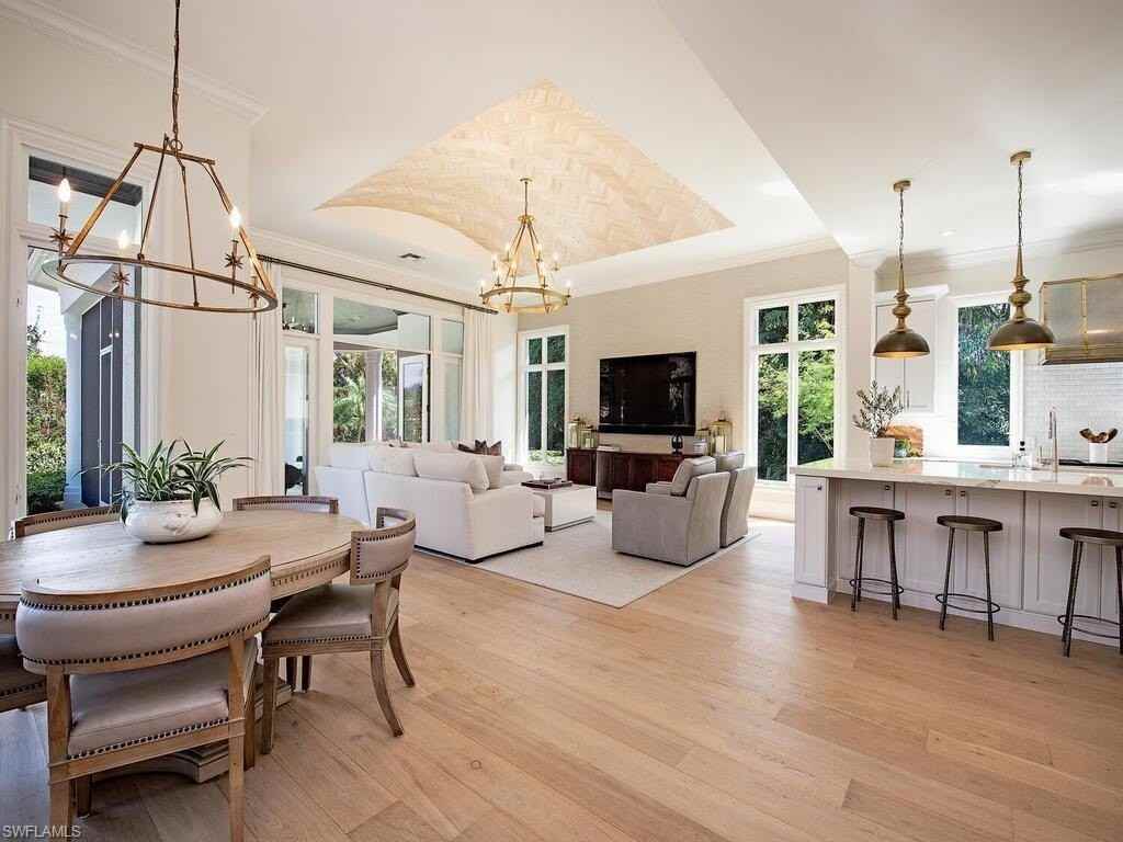 Lantern Ln - Photo 5 of 21