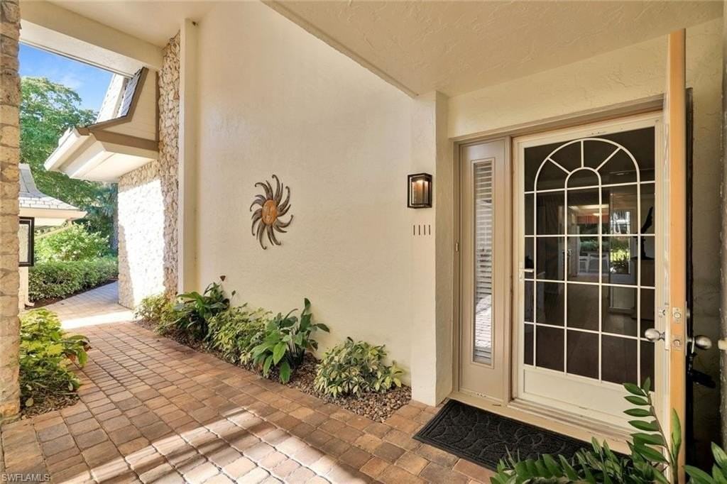 1111 Wildwood Ln Unit 1111 #1111 - Photo 2 of 20