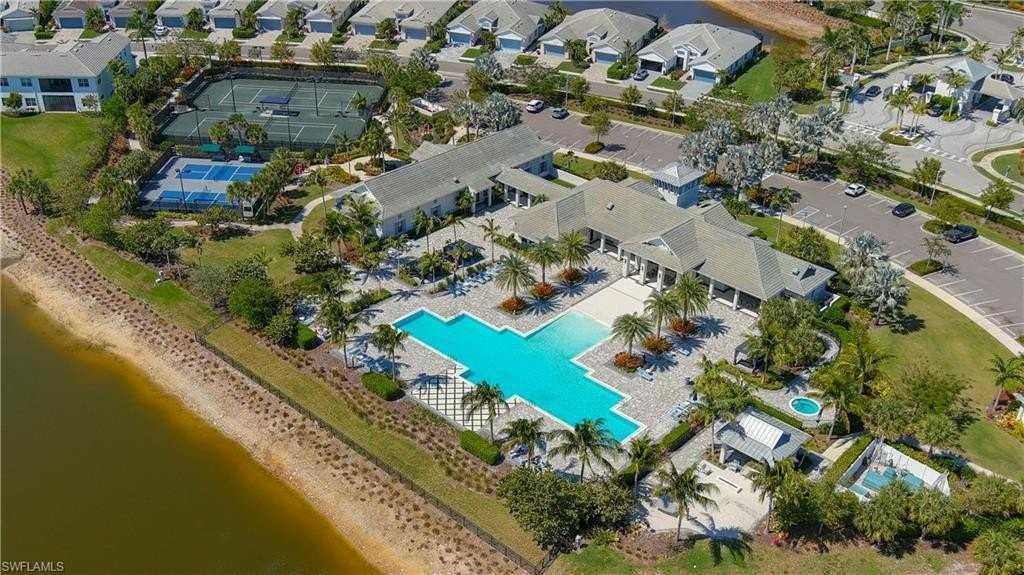 8897 Redonda Dr - Photo 4 of 42