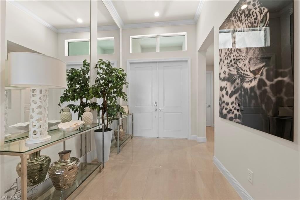 8897 Redonda Dr - Photo 5 of 42