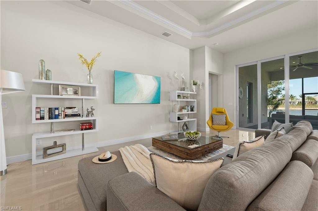 8897 Redonda Dr - Photo 7 of 42