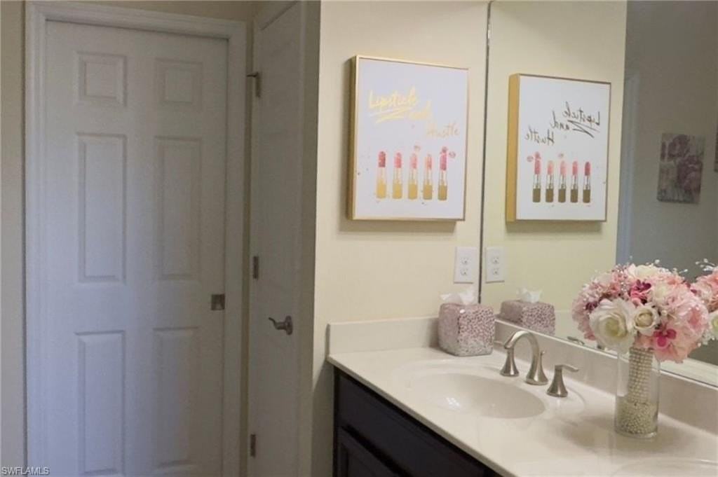 23611 Alamanda Dr Unit 202 #202 - Photo 6 of 13