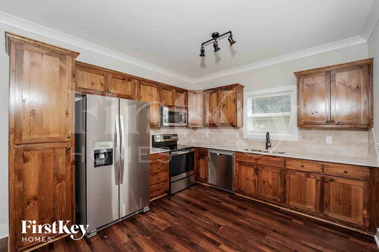 7540 Old Acton Rd - Photo 4 of 15