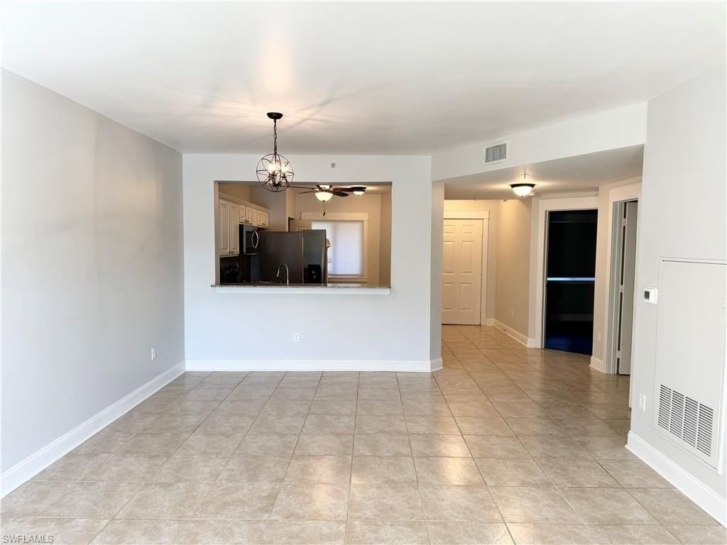 10020 Maddox Ln Apt 113 #113 - Photo 7 of 23