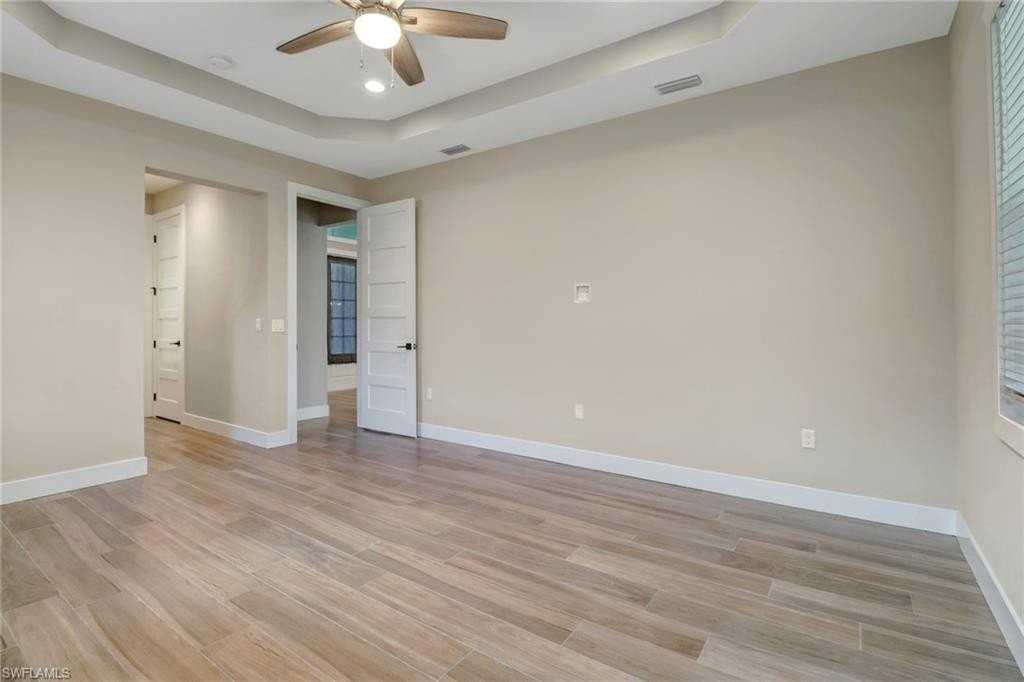 4641 Santiago Ln - Photo 6 of 27